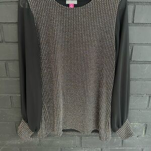 ✨Vince Camuto Long Sleeve Blouse✨